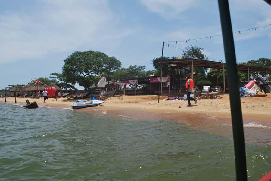 1-Day Best of Entebbe City Guided Walking Tour - Entebbe Botanical Garden, the day’s green pause