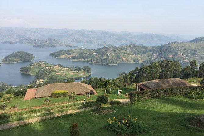 1 Day Gorilla Trekking Mgahinga Gorilla NP & Lake Bunyonyi - The return walk and drive to the lake