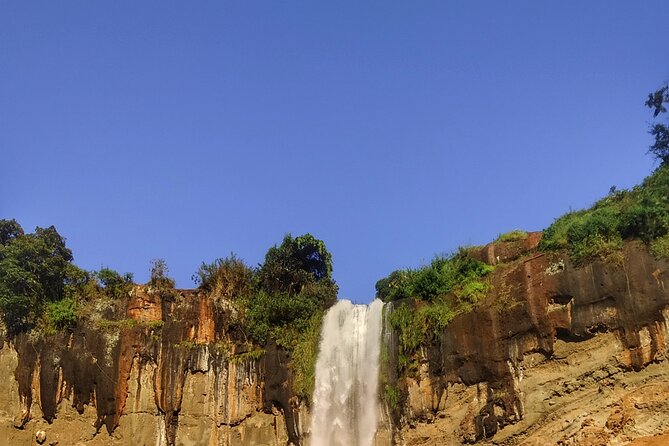 2 Sipi Falls hike and Coffee Tour Experience - Guides, group size, and the human side of the walk