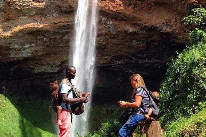 Eight days cultural and wildlife tour in Uganda - Mountain biking and gold mining near Moroto