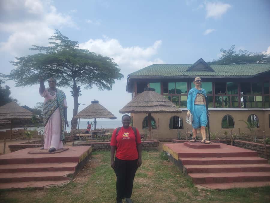Entebbe: Female-Led Guided Walking Tour - Botanical gardens: one hour among plants, birds, primates, and the lake