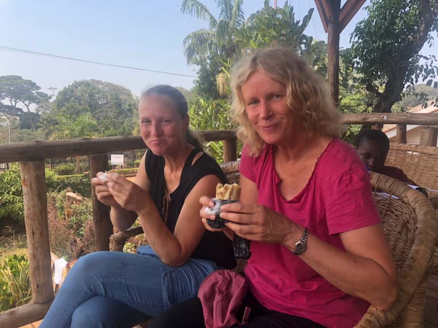 Entebbe: Guided Walking Tour - Botanical Gardens, a drink, and the walk back