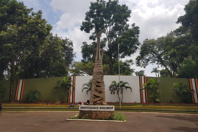 Free Female Guided Walking Tours Kampala (3 Hours) - Bahai Temple and a wider view of Kampala