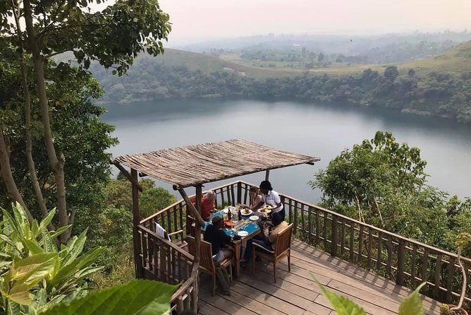 Gorilla and chimp experience holiday - Safaris, boat trips, and extra Uganda experiences