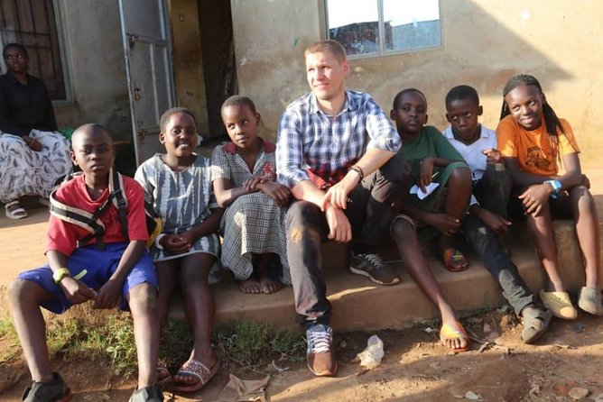 Kampala guided walking tour - Hinduism, food, and the city’s everyday culture