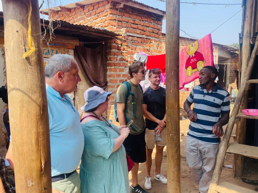 Kampala: Katanga Slum Guided Walking Tour - Meeting Katanga through a local guide