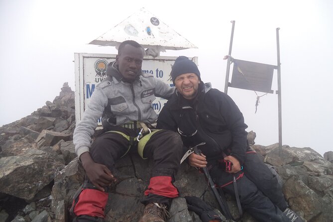 Rwenzori Mountains Trekking with Margherita Peak Summit - Day 1: Nyakalengijja to Nyabitaba Hut
